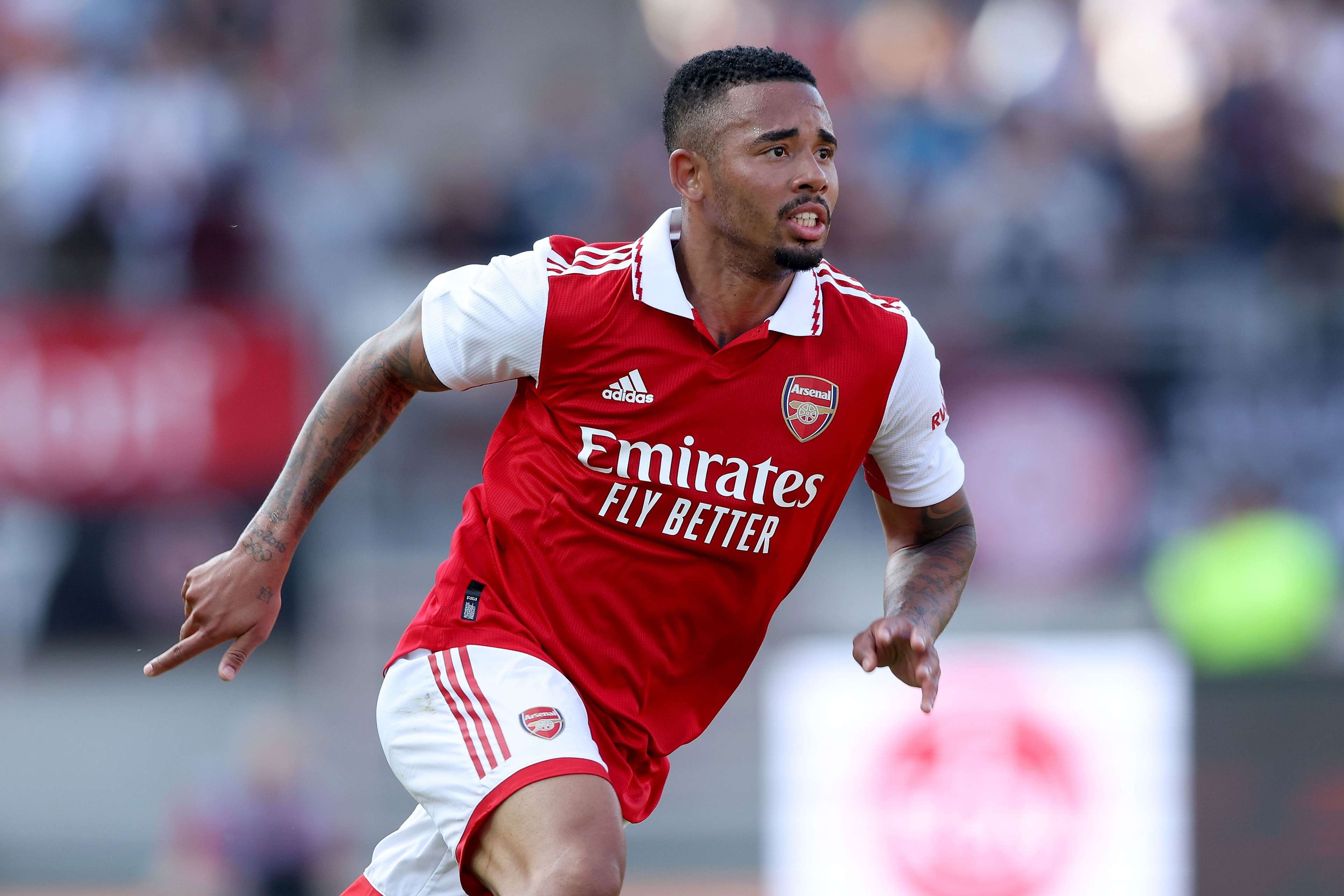 中国女足迎战澳大利亚 友谊赛聚焦学习与成长